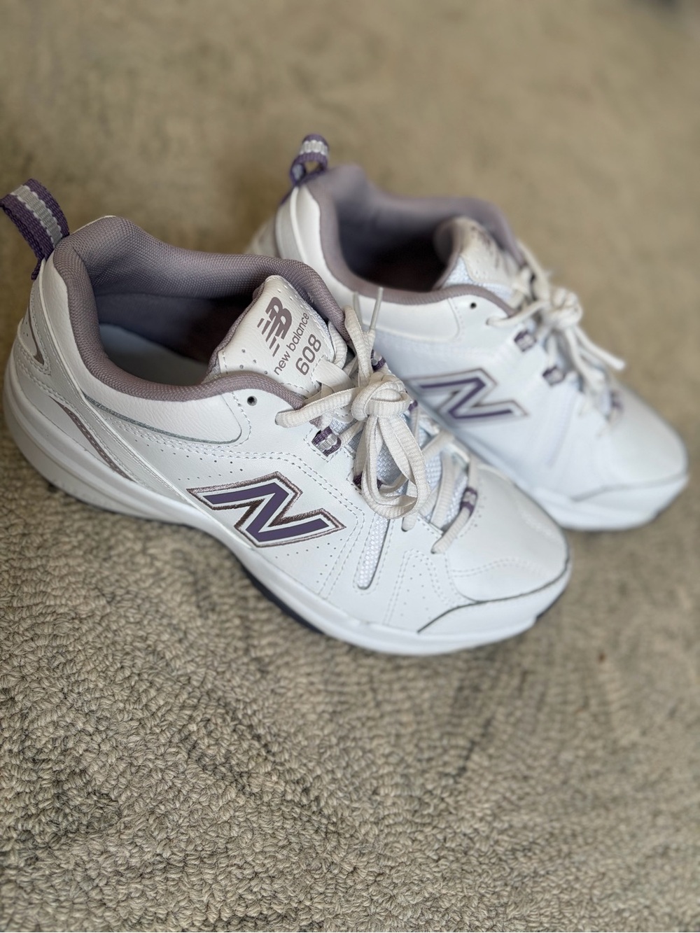 New Balance 608 White Purple Walking Sneakers Wide Comfort Shoes Women’s 8 - Picture 8 of 13